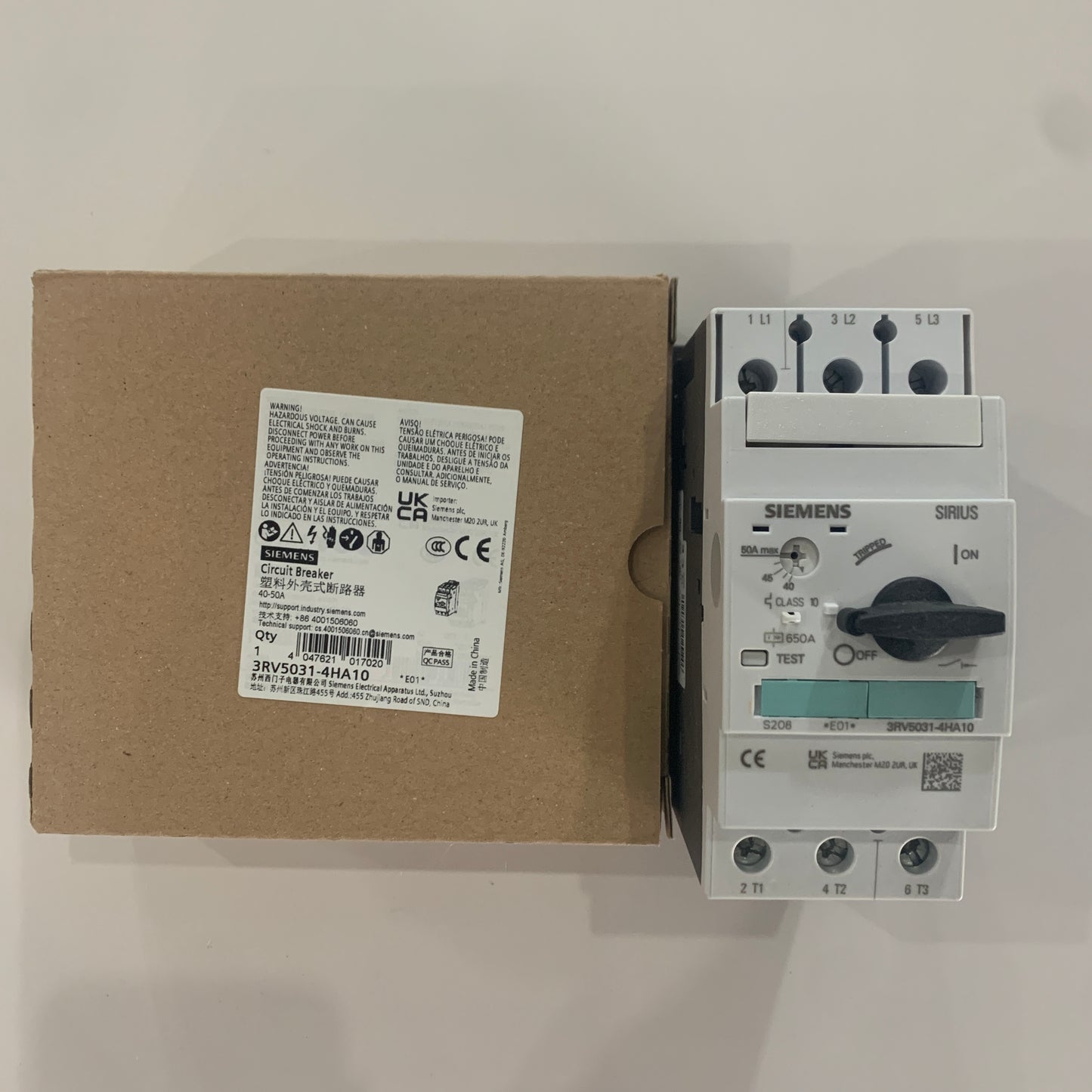 Siemens3RV5031-4HA10Circuit breaker4050 A, A release 4050 A, used for motor protection, level 10, short-circuit release 650 A, screw terminal standard exchange capacity SIRIU
