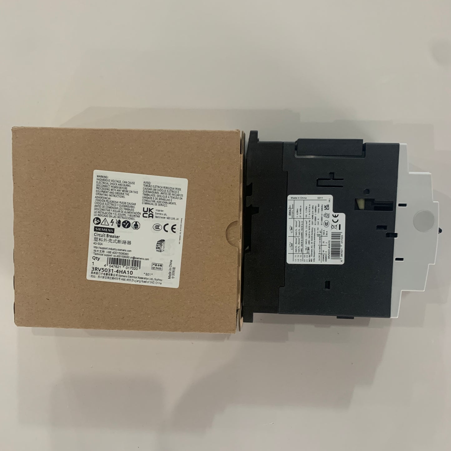 Siemens3RV5031-4HA10Circuit breaker4050 A, A release 4050 A, used for motor protection, level 10, short-circuit release 650 A, screw terminal standard exchange capacity SIRIU